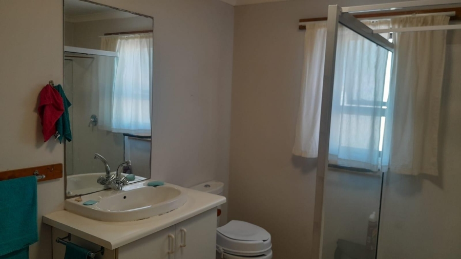 3 Bedroom Property for Sale in Kleinbaai Western Cape